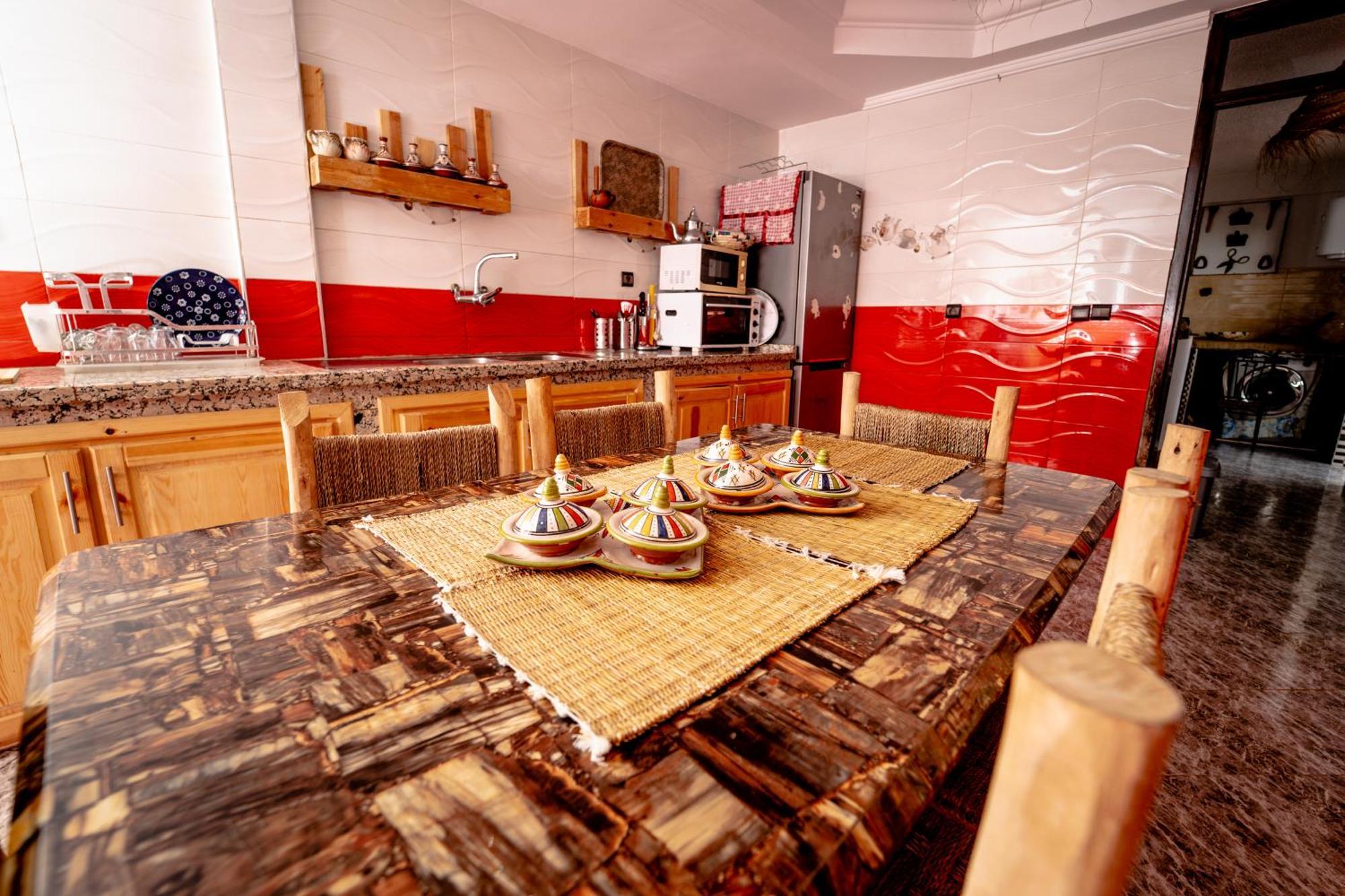 Tigmi Ossmon Hostel Agadir Eksteriør bilde